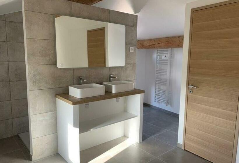 펜션 Clos De La Madone