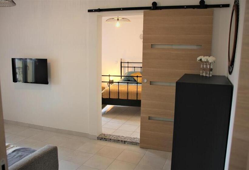 펜션 Clos De La Madone