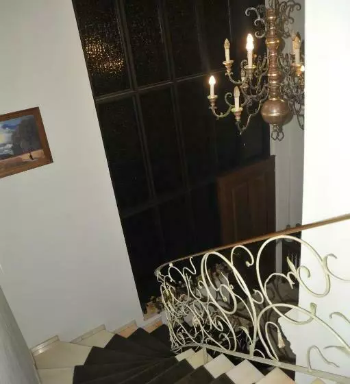 Majatalo Zur Herzklinik