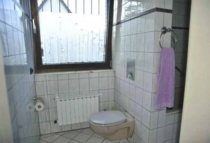 Majatalo Zur Herzklinik