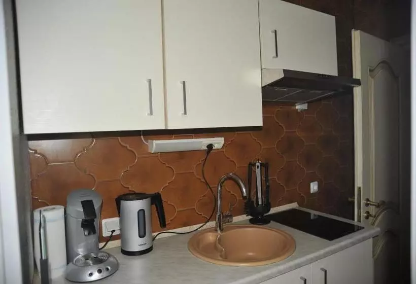 Majatalo Zur Herzklinik