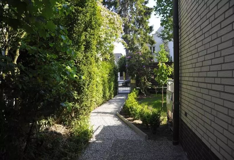 Majatalo Zur Herzklinik