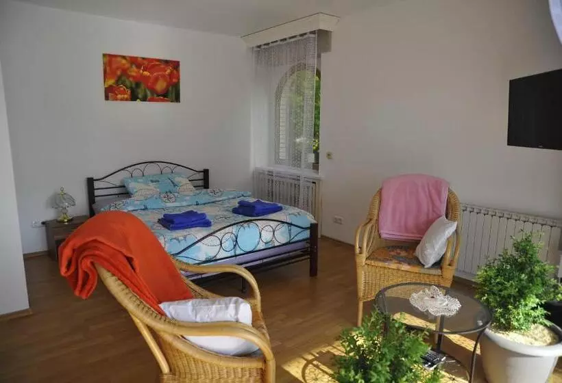 Majatalo Zur Herzklinik