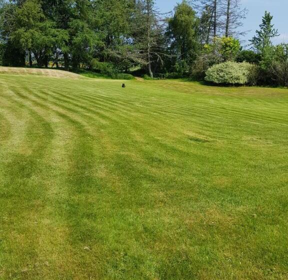 민박 Delny Muir House