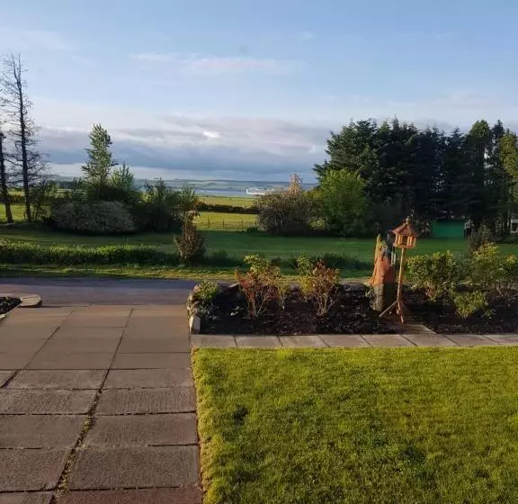 Aamiaismajoitus (B&B) Delny Muir House