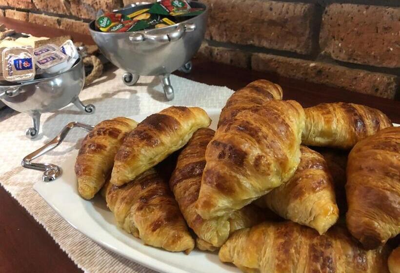 ベッドアンドブレックファースト Kliprand Guest House