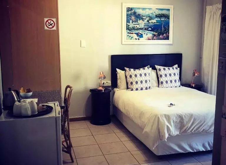 Aamiaismajoitus (B&B) Kliprand Guest House