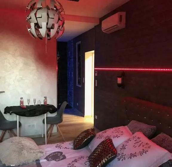 Aamiaismajoitus (B&B) Manoir Aux Trois Charmes