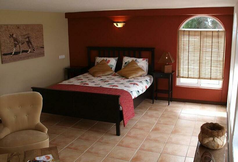 تختخواب و صبحانه Vivenda Balou