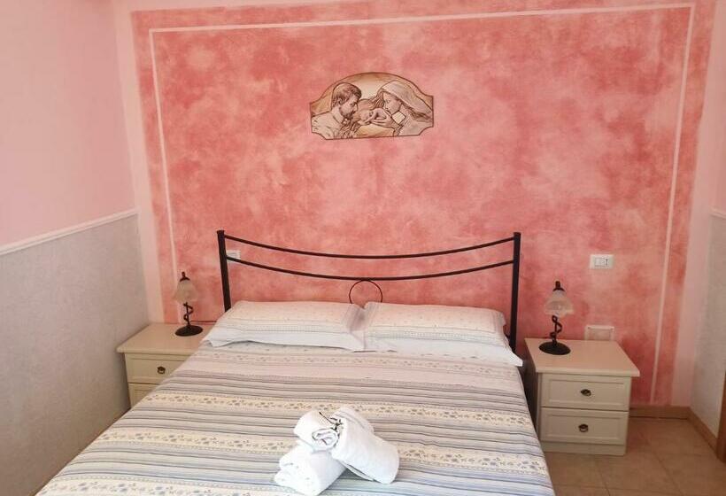 Отель La Tana Del Cinghiale