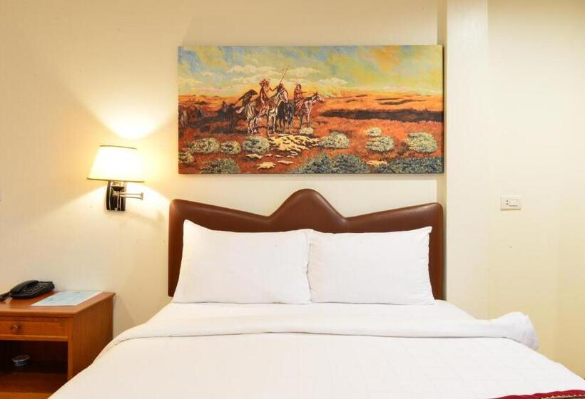 Отель Thong Somboon Club