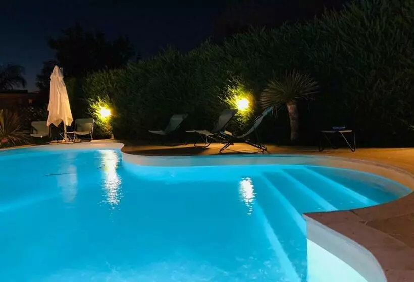 La Collina Di Montegrappa   Suites With Heated Private Pool   Suites With Shared Pool