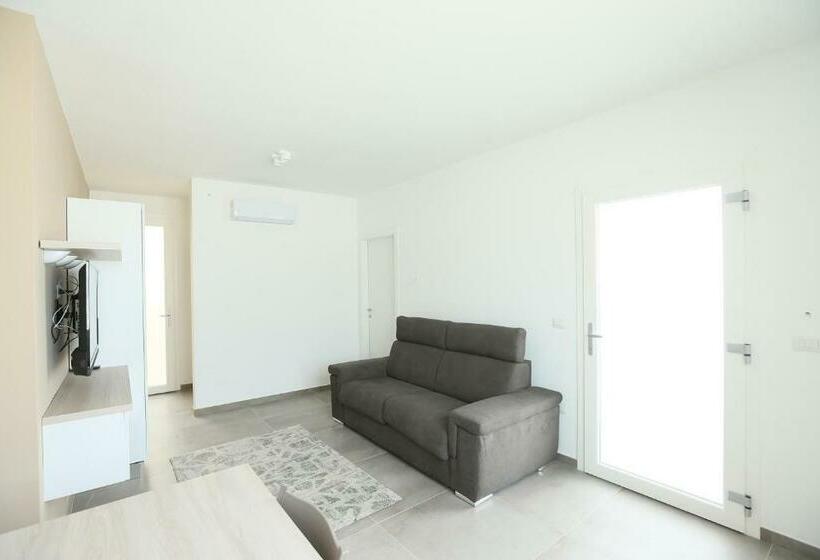 La Collina Di Montegrappa   Suites With Heated Private Pool   Suites With Shared Pool