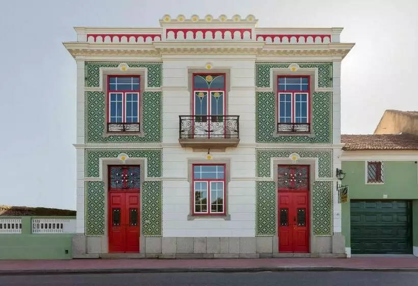 پانسیون Vintage Balcony Guesthouse