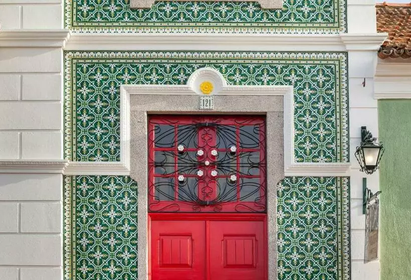 پانسیون Vintage Balcony Guesthouse