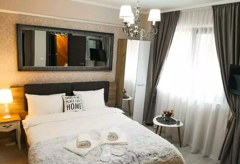 ペンション Yns Rooms