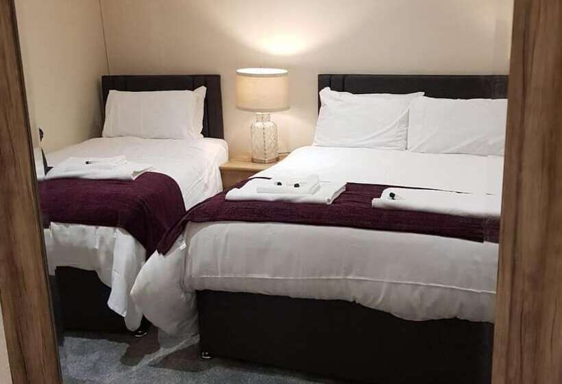 مبيت وإفطار The Dog Inn