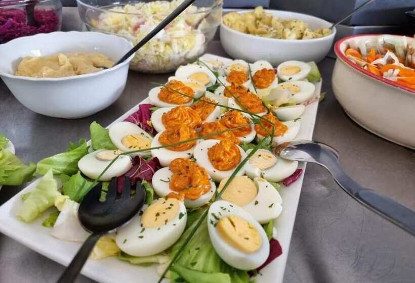 Brit Hotel La Bonne Etape