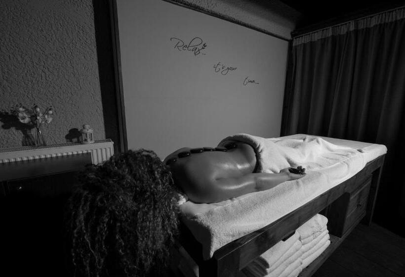 Filoxenia Hotel & Spa