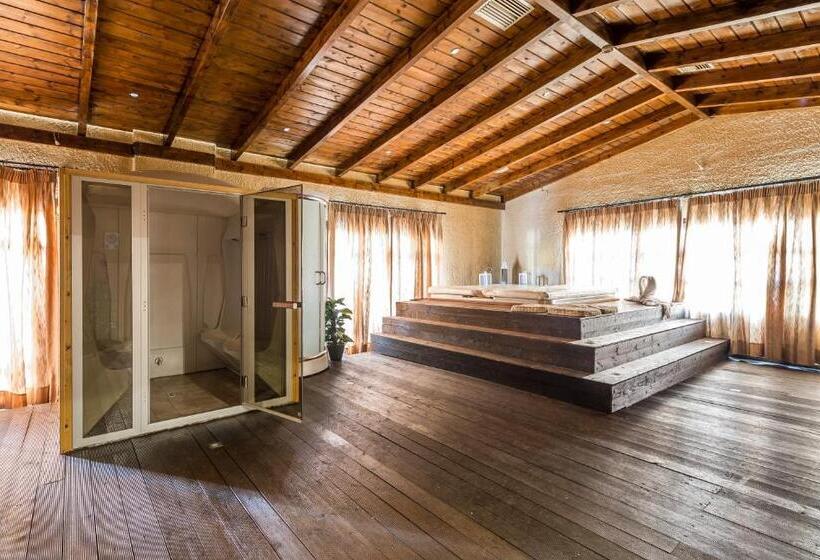 Filoxenia Hotel & Spa