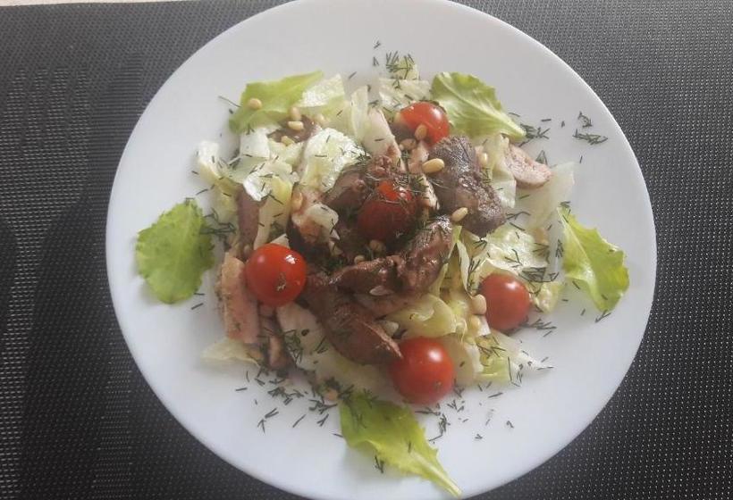 Отель Aster Zuro