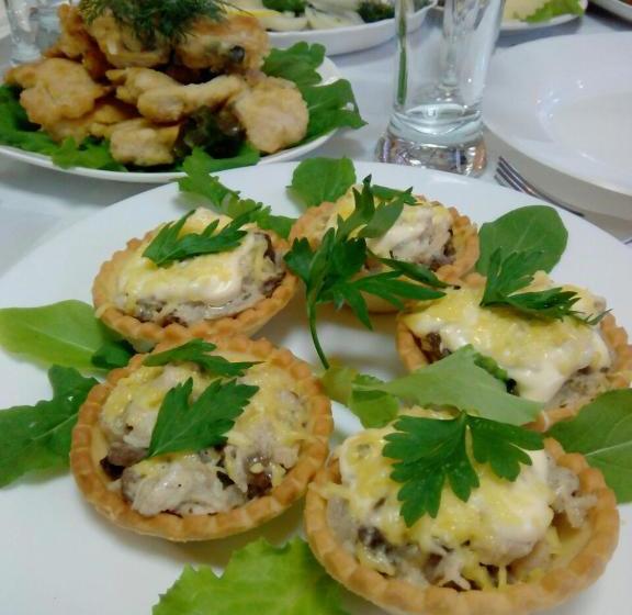 Отель Aster Zuro