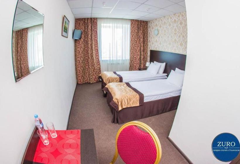 Отель Aster Zuro