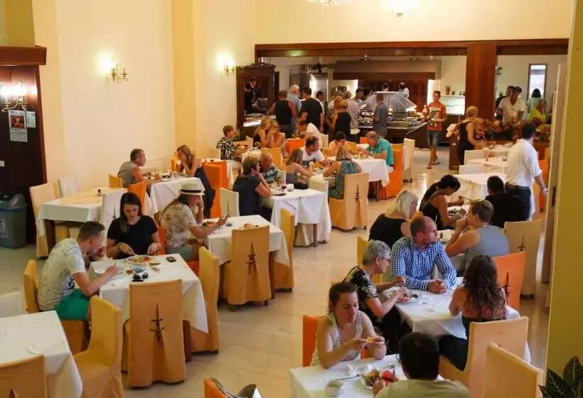 Szálloda Belvedere Aeolis