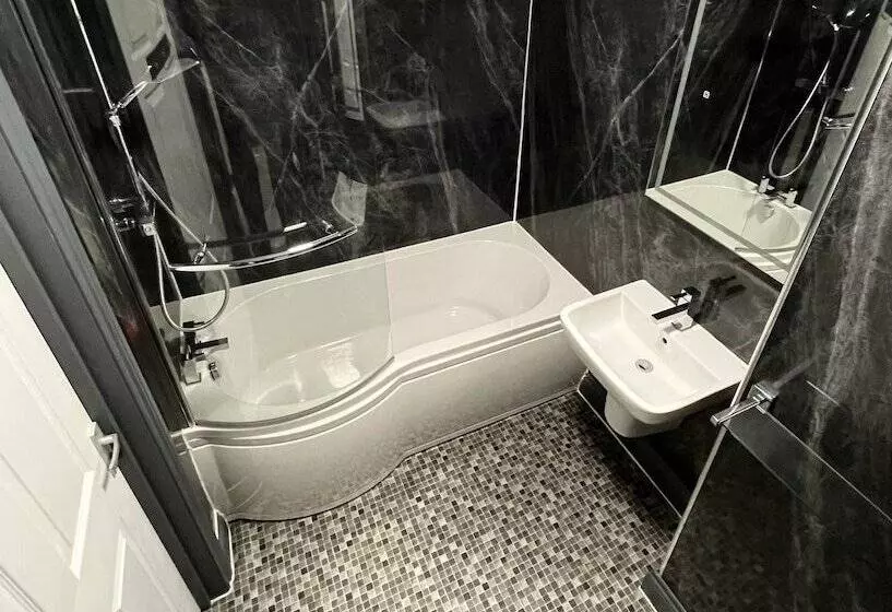 ホテル Cadmore Lodge