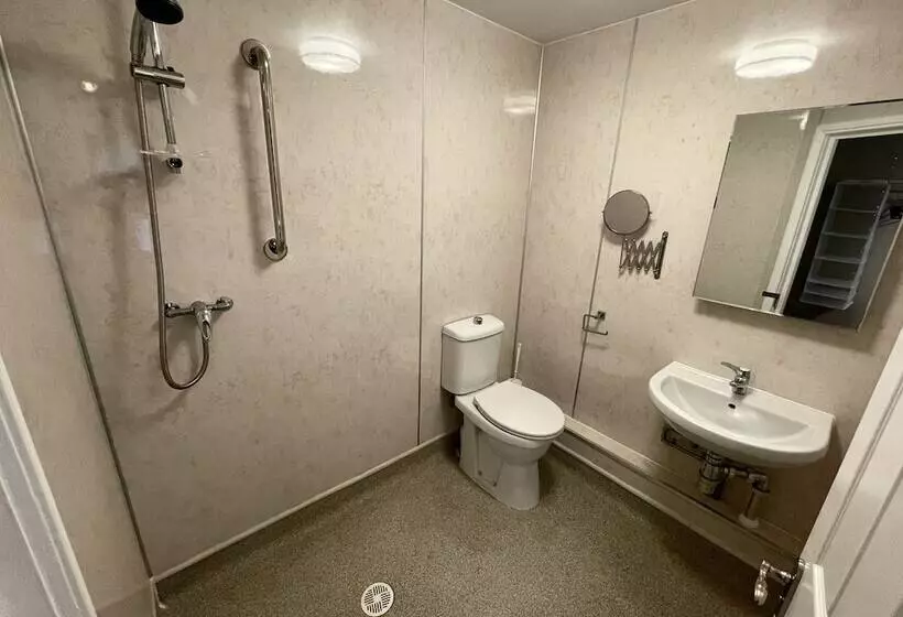 ホテル Cadmore Lodge