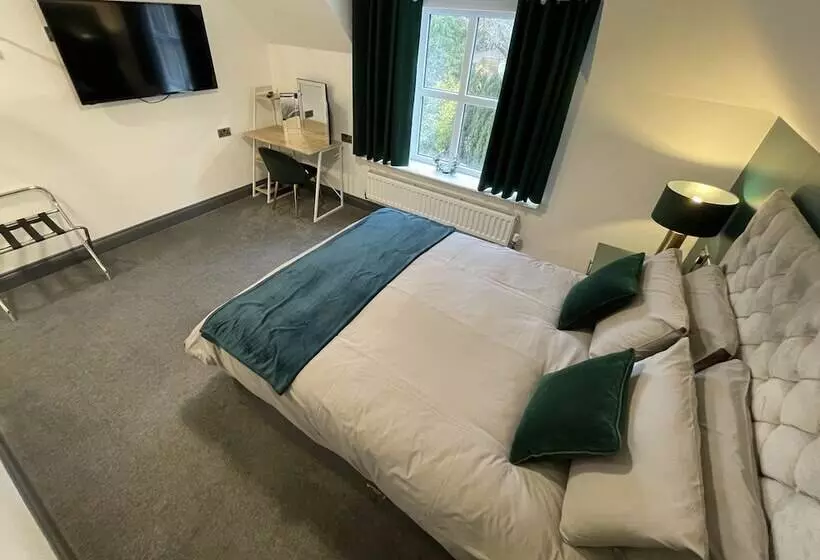 ホテル Cadmore Lodge