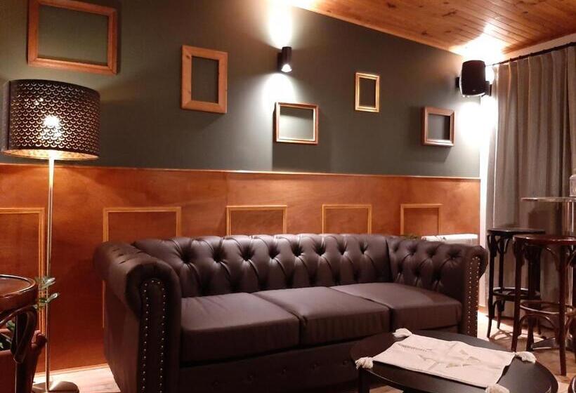 هتل Chalet Du Crey