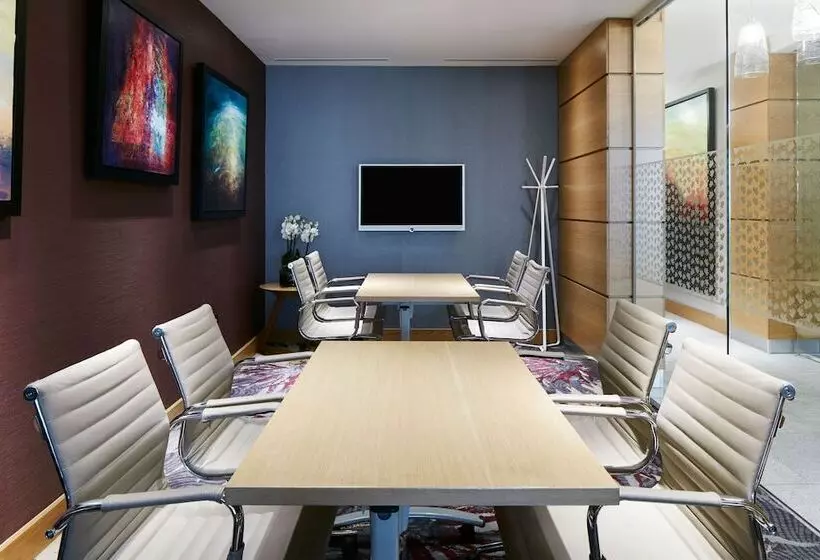 Club Quarters Hotel Covent Garden Holborn, London