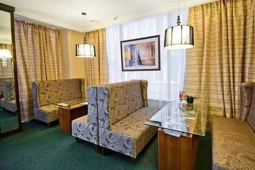 Отель Malachite Congress