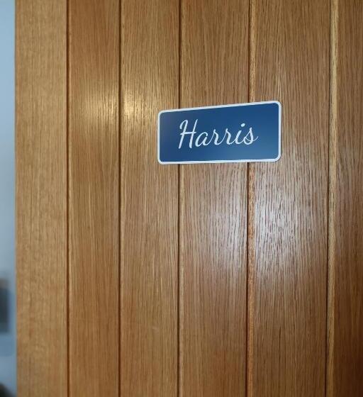 Hotel Pink House Skye