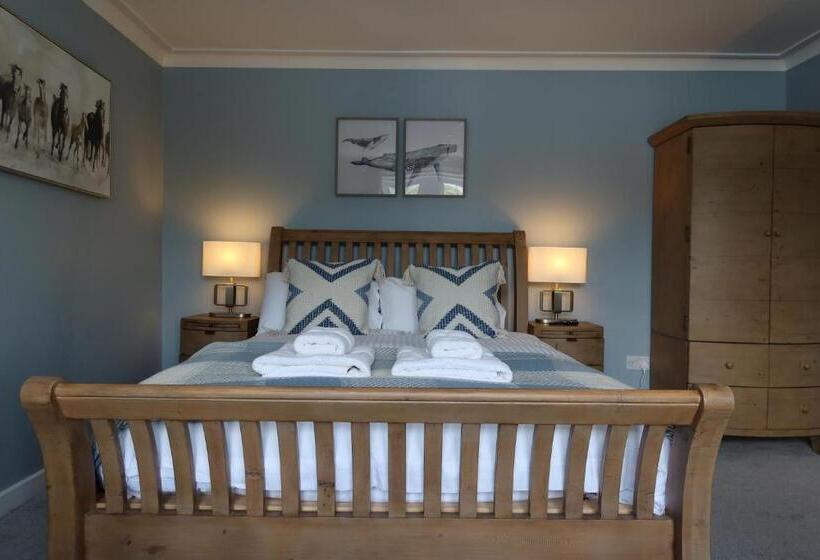 Hotel Pink House Skye