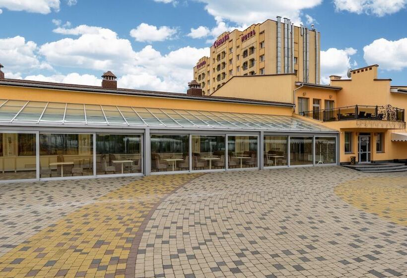 Sonata Hotel & Restaurant готель соната