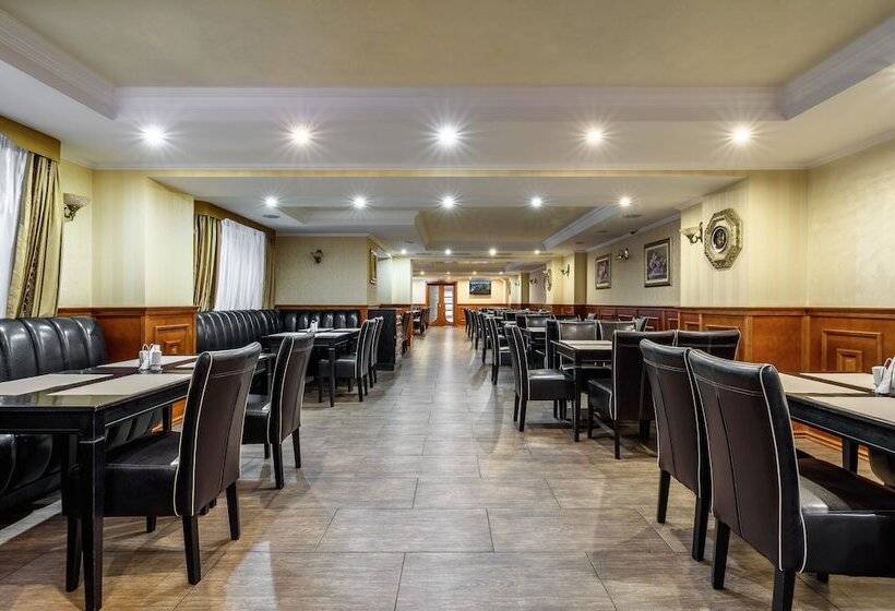 Sonata Hotel & Restaurant готель соната