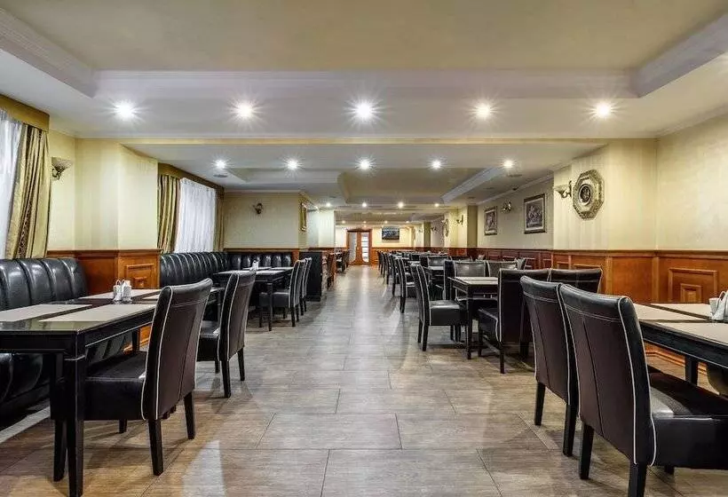 Sonata Hotel & Restaurant готель соната