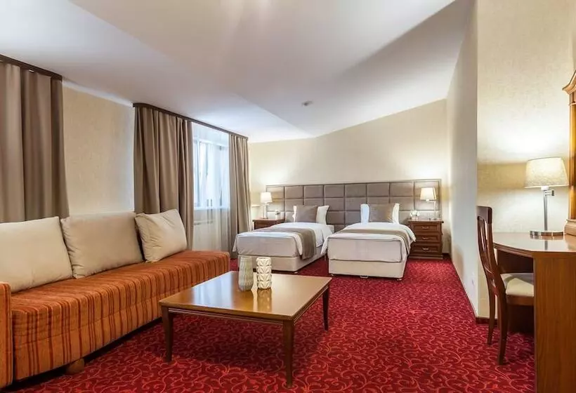 בית מלון כפרי Sosnovy Bor Park