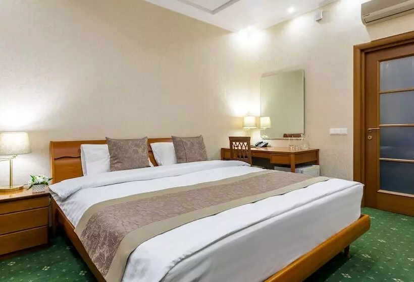 בית מלון כפרי Sosnovy Bor Park