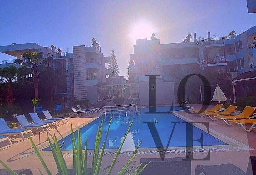 בית מלון כפרי Summer Rose