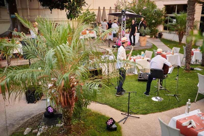 בית מלון כפרי Vacances Bleues Balmoral