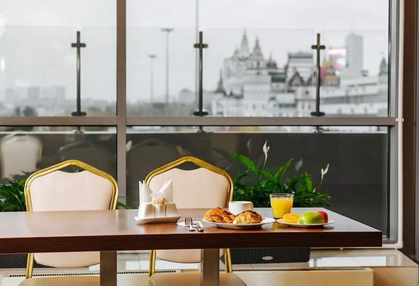 Отель Vega Izmailovo