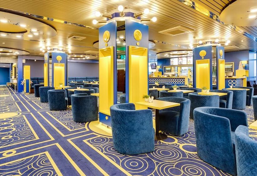 ホテル Vega Izmailovo