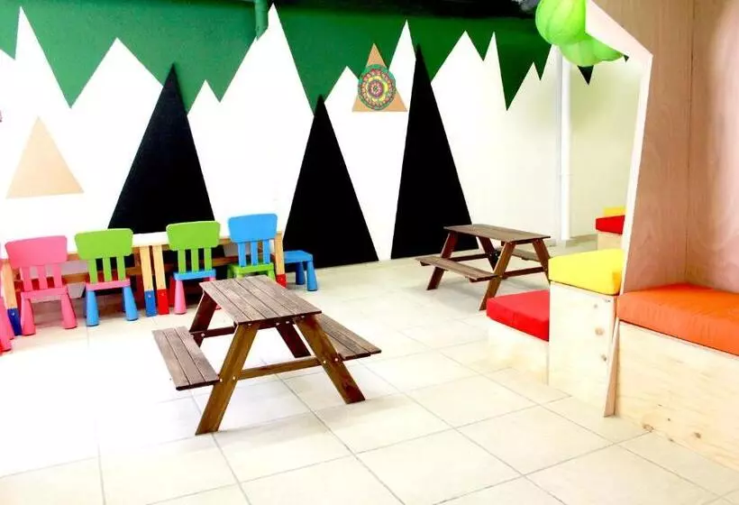 اقامتگاه Dormio Resort Les Portes Du Mont Blanc