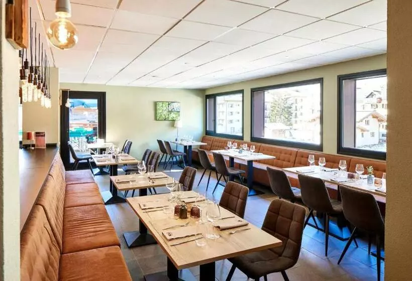 اقامتگاه Dormio Resort Les Portes Du Mont Blanc