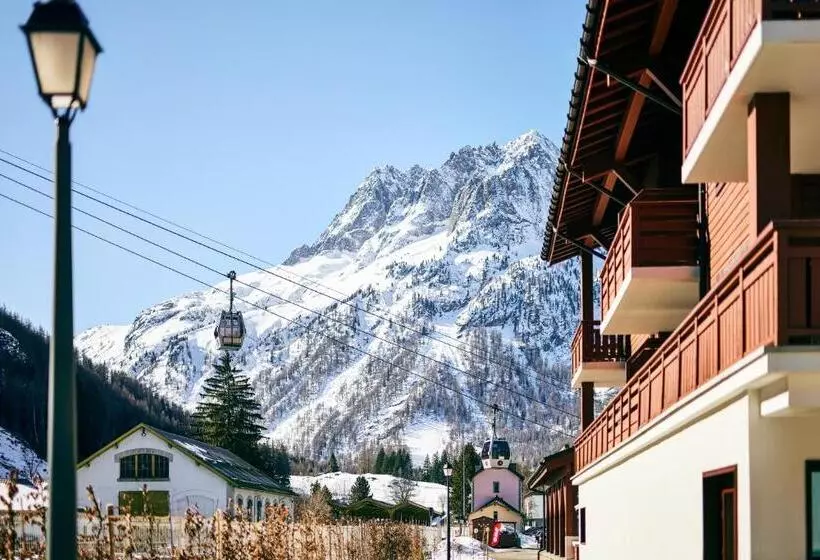 اقامتگاه Dormio Resort Les Portes Du Mont Blanc