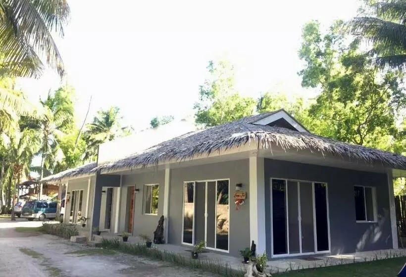 هاستل Sabas Beach And Campsite