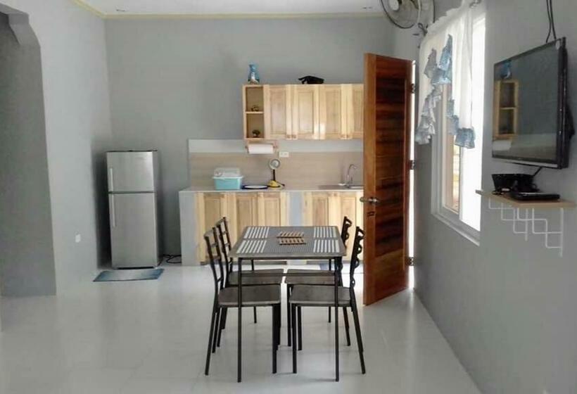 هاستل Sabas Beach And Campsite